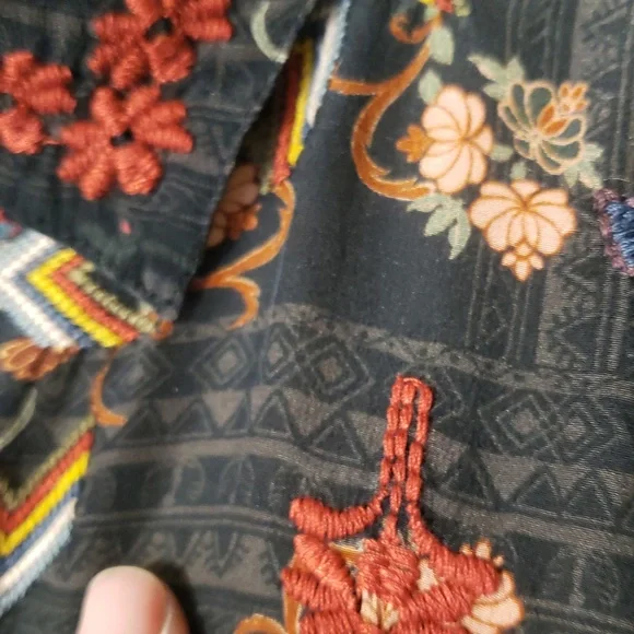 Johnny Was BIYA silk Blouse - Picture 2 of 14